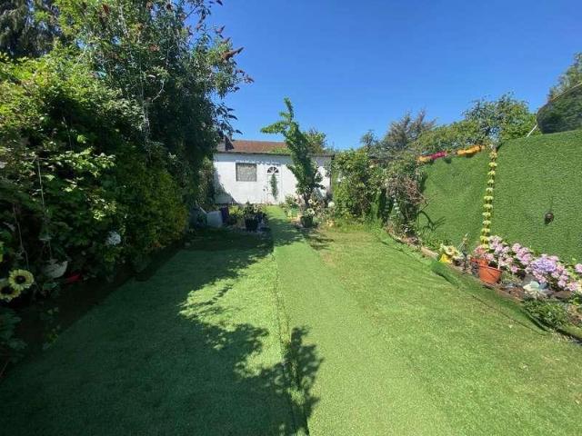 House for sale in Dagenham, Becontree