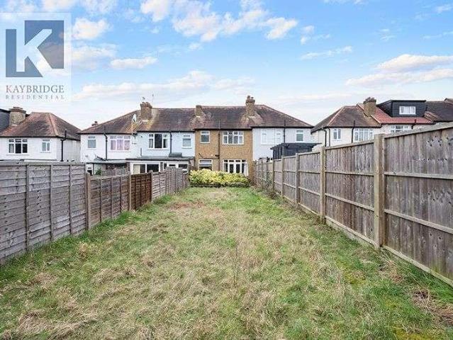 House for sale in Worcester Park, Greater London
