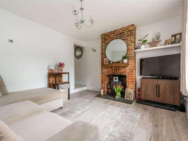 House for sale in Pachesham Park, Surrey