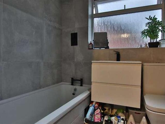 House for sale in Tewkesbury, Pamington