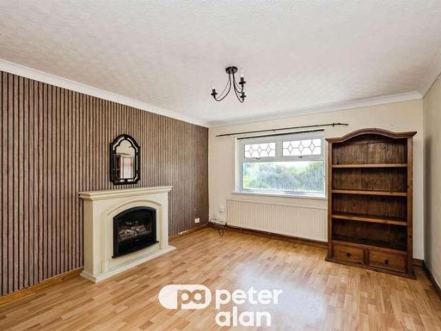 House for sale in Mynyddbach, Nangreaves