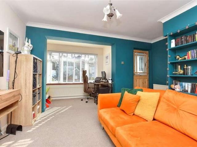 House for sale in Strood