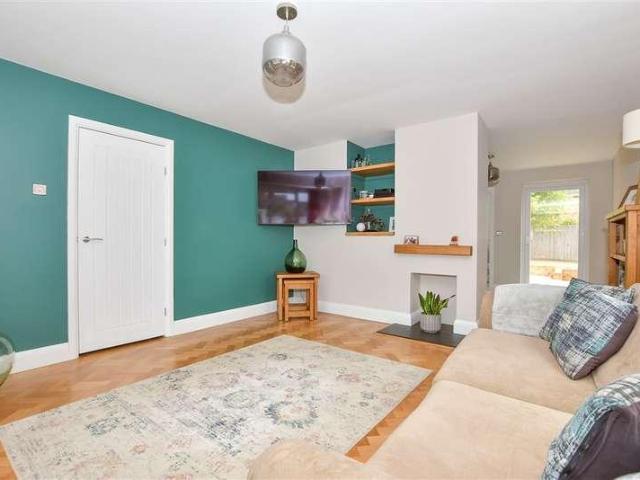 House for sale in Barming, Midway