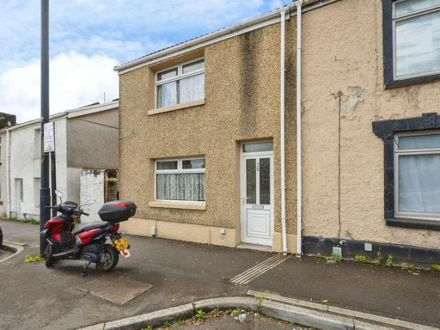 House for sale in Nangreaves, Wales