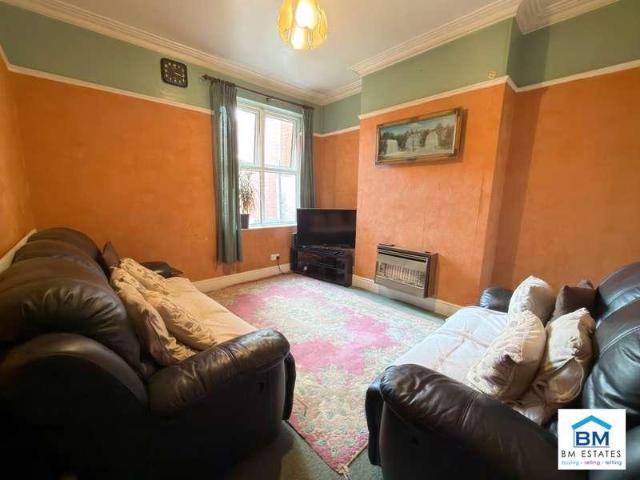 House for sale in Northfields, Leicester