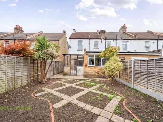 House for sale in London Borough of Croydon, Thornton Heath