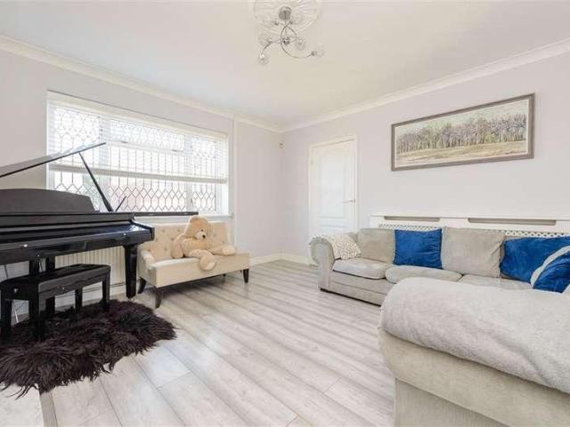 House for sale in North End, Greater London