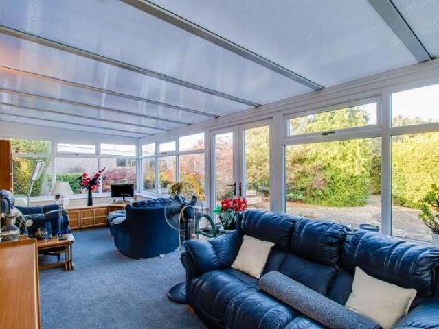 House for sale in Normanton and Altofts, Old Snydale