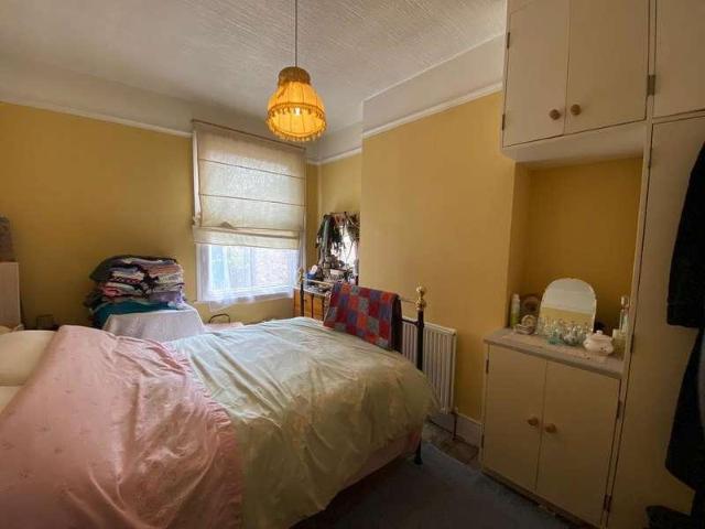 House for sale in Wealdstone, Greater London