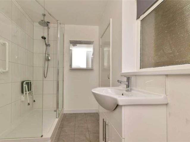 House for sale in Fole, Surrey