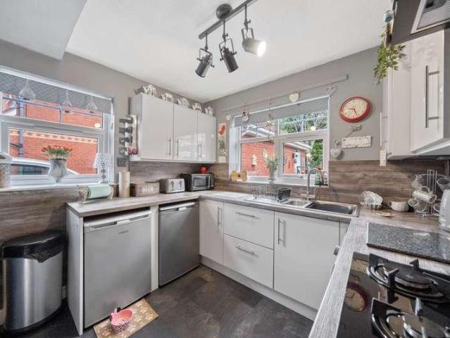 House for sale in St. Helens, Portico