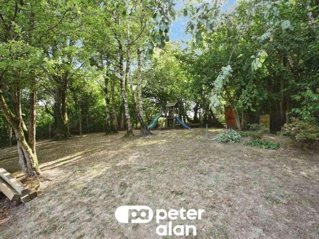 House for sale in Maesycwmmer, Wales