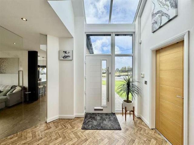House for sale in Kirkburton, West Yorkshire