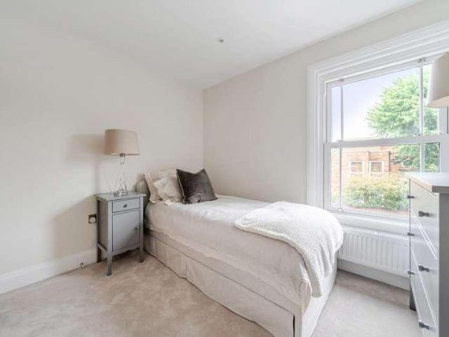 House for sale in Blackhills, Surrey