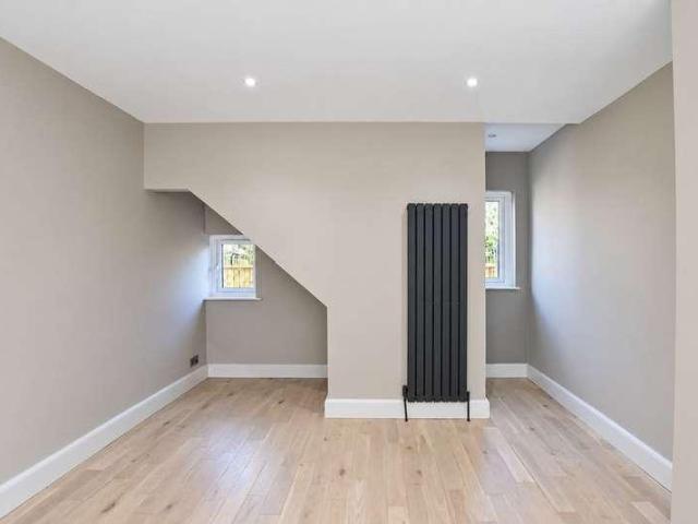 House for sale in Baron St Martin, South Kesteven