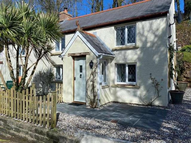 House for sale in Middle Mill, Wales