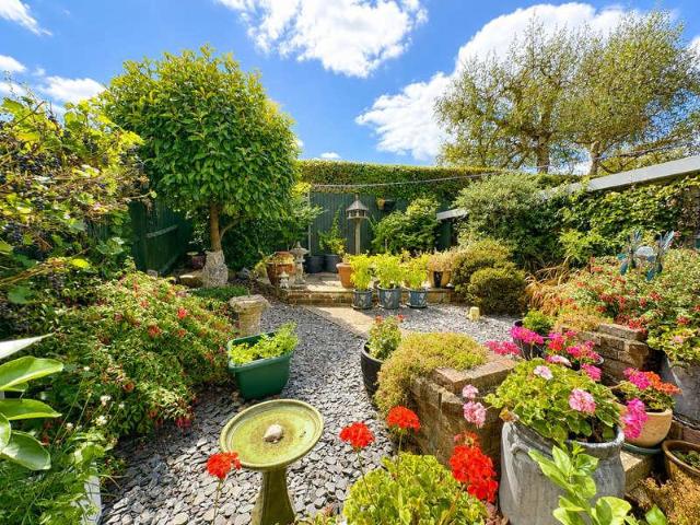 House for sale in Heathlands, East Sussex