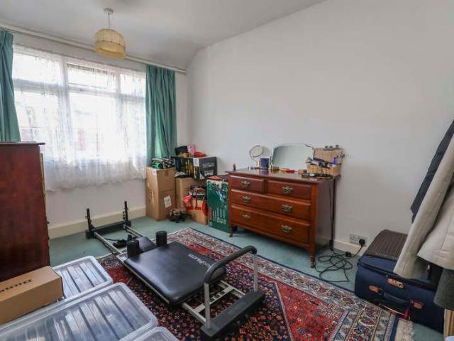 House for sale in Royal Borough of Kingston upon Thames, Greater London