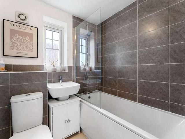 House for sale in Woodsend, Trafford Park