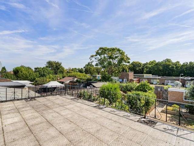 House for sale in London Borough of Enfield, Greater London