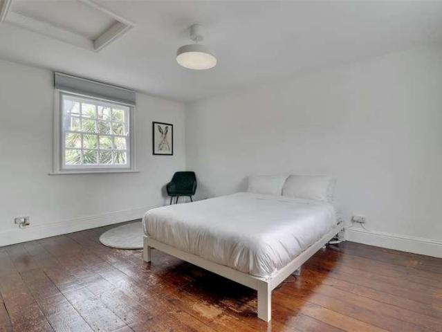 House for sale in Portsea, City Of Portsmouth