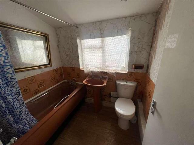 House for sale in Upton Park, Greater London