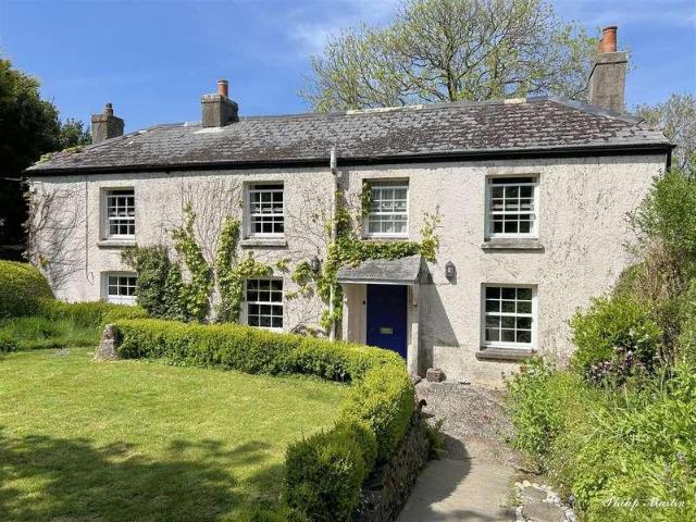House for sale in Treluggan, Gerrans