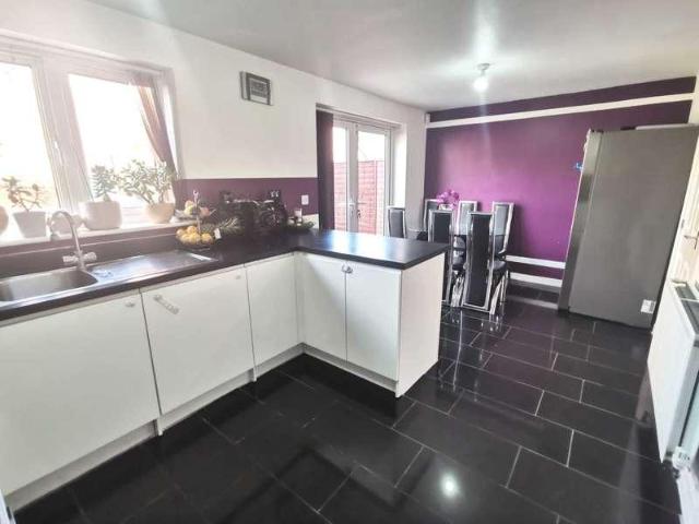 House for sale in Luton, Bury Park