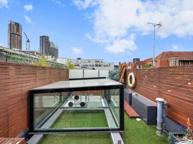 House for sale in Spitalfields, Whitechapel