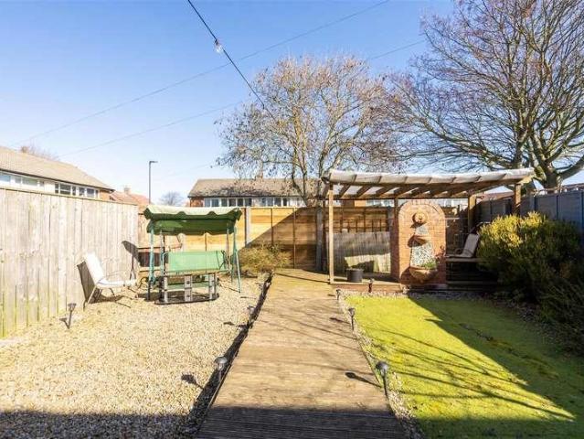 House for sale in New York, North Tyneside
