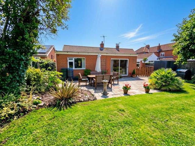 House for sale in Costhorpe, East Midlands