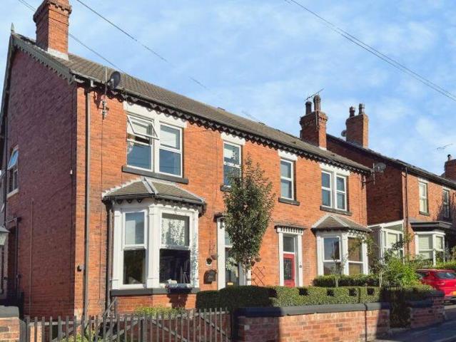 House for sale in Marl Pits, Wakefield