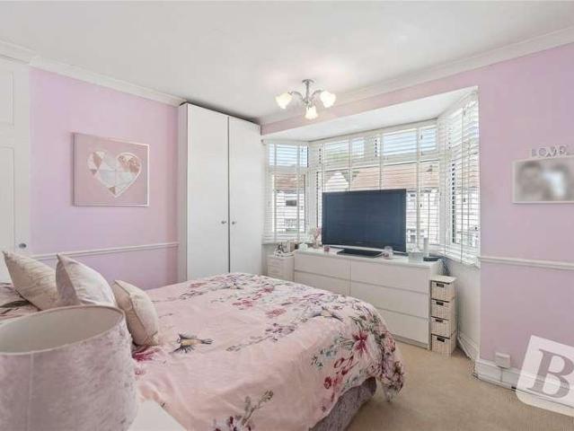 House for sale in Emerson Park, Greater London
