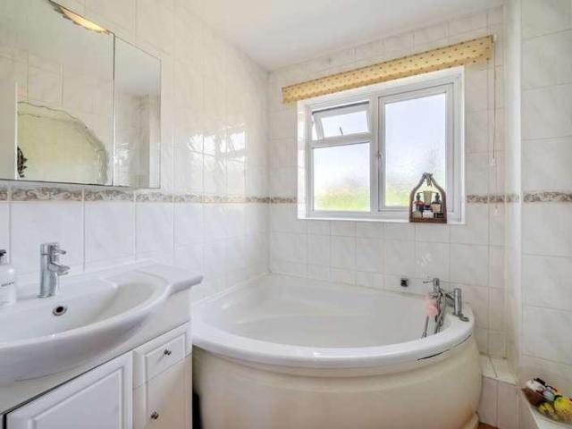 House for sale in Hart, Hampshire