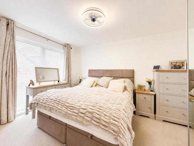 House for sale in Godinton Park, Bridgefield