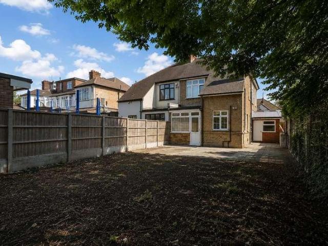 House for sale in London Borough of Ealing, Greater London