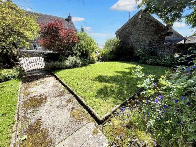 House for sale in Kingsley Moor, Staffordshire