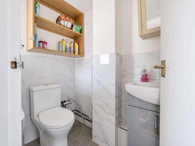 House for sale in The Slade, Oxfordshire