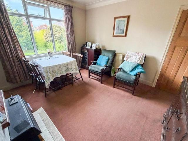 House for sale in Roundhay, West Yorkshire