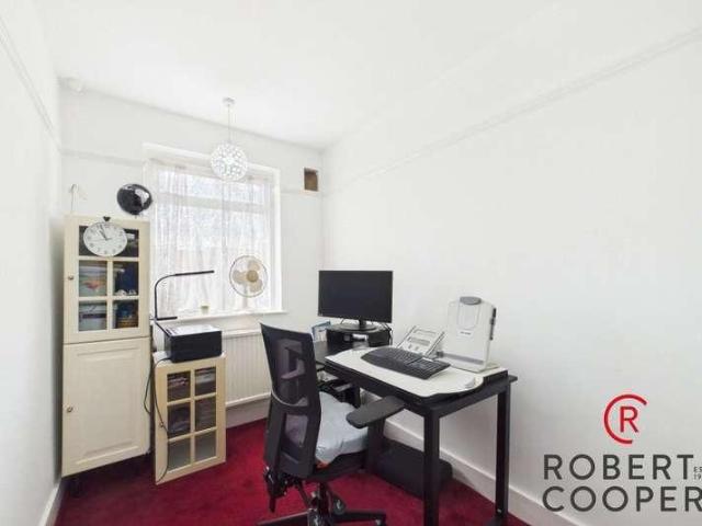 House for sale in Kingsbury, Greater London