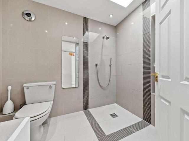 House for sale in Fenny Stratford, Milton Keynes