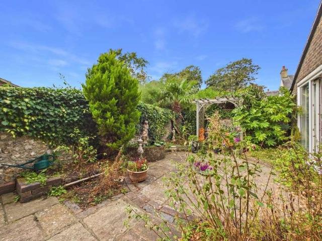House for sale in Nepcote, Clapham