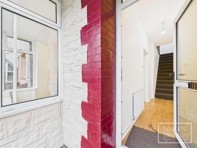 House for sale in Troed-y-rhiw