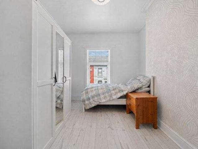 House for sale in Calderstones