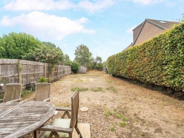 House for sale in Shalford, Westborough