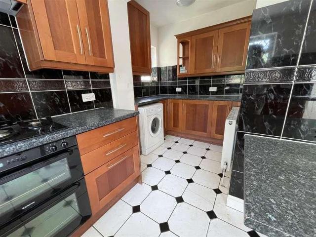 House for sale in London Borough of Hounslow, Osterley