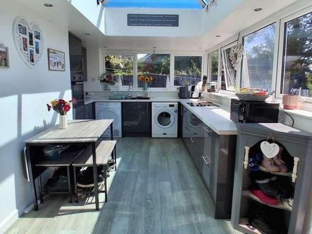 House for sale in Mark