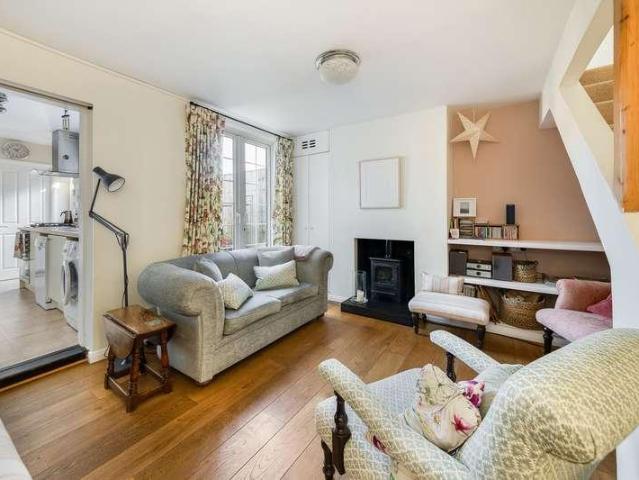 House for sale in Caldecott, Dromore