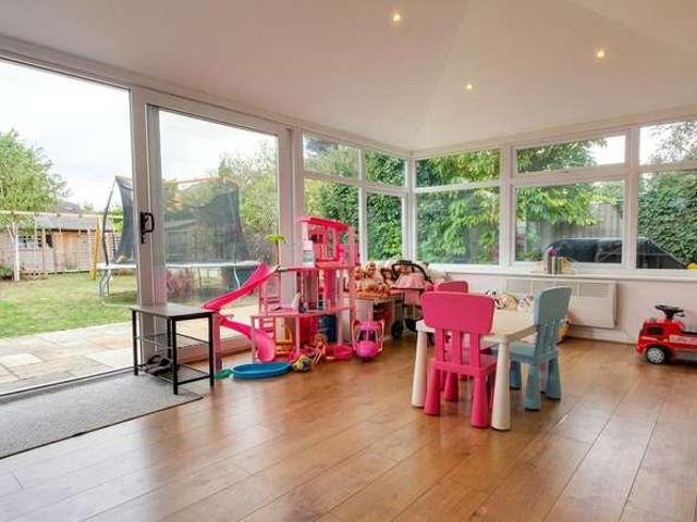 House for sale in Weston Turville
