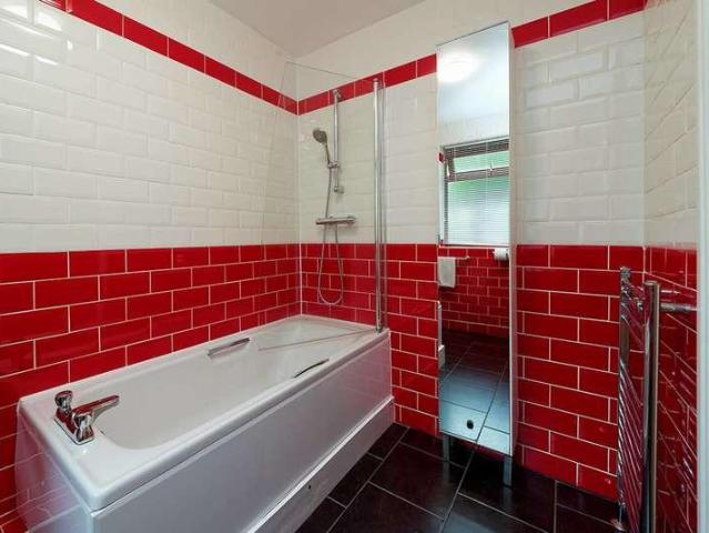 House for sale in Kilmacolm, Scotland